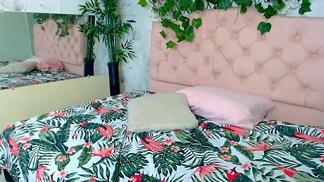 zara cute online show from March 6, 2026, 11:55 pm