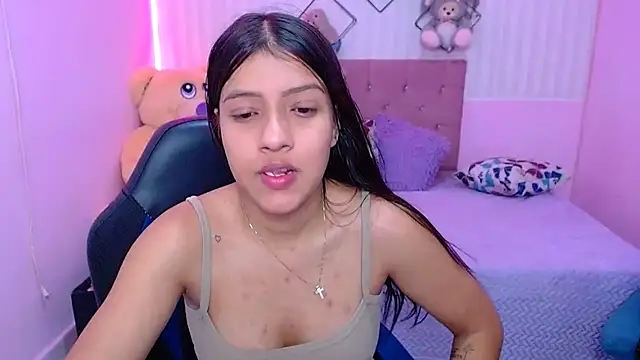 zara cute online show from November 24, 2025, 12:27 pm