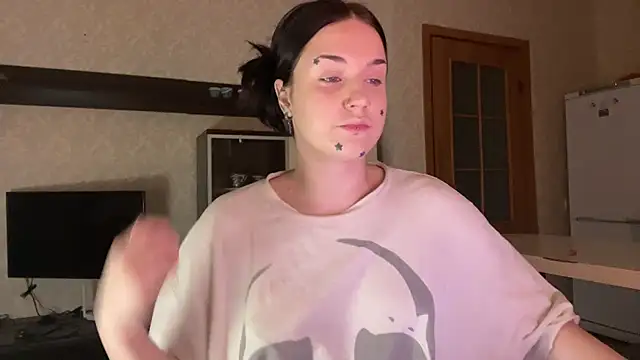 VelvetNote online show from November 25, 2025, 1:33 pm