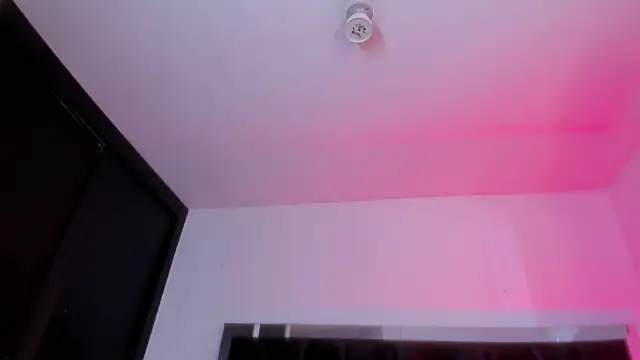 Cami KingSex online show from July 24, 2026, 7:32 pm