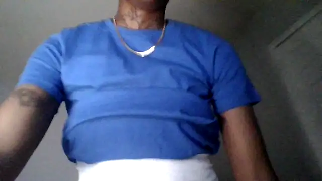 Snapshot of dezzidavill chatting on May 9, 2026, 2:37 am dezzidavill online show from May 9, 2026, 2:37 am
