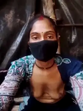 Snapshot of nainshilodhi28 chatting on November 15, 2025, 9:24 am nainshilodhi28 online show from November 15, 2025, 9:24 am