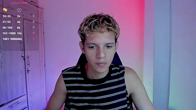 Snapshot of tylernova chatting on February 21, 2026, 3:30 am tylernova online show from February 21, 2026, 3:30 am