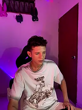 tylernova online show from October 27, 2025, 4:02 am