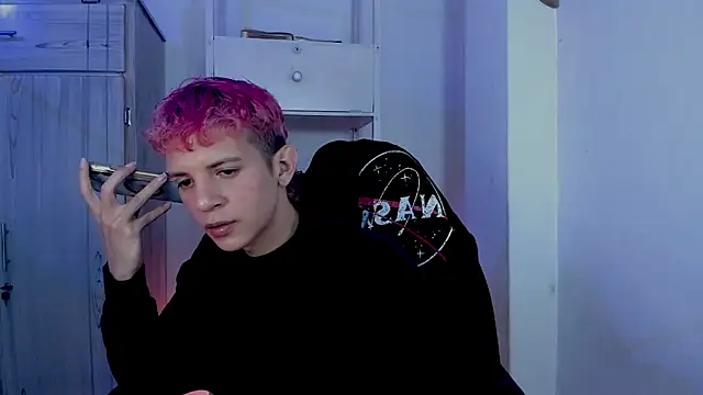 tylernova online show from November 27, 2025, 3:29 am