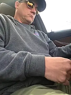 akstr8 online show from March 25, 2026, 5:45 pm