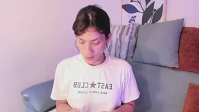 KassMonroe online show from April 6, 2026, 8:21 pm