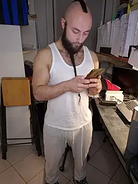 Snapshot of BeppeRagnar chatting on March 14, 2026, 1:39 pm BeppeRagnar online show from March 14, 2026, 1:39 pm