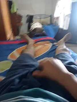 Latinokev online show from October 31, 2025, 7:21 pm