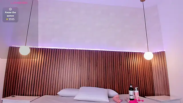 Snapshot of Foxy_Kylie chatting on February 26, 2026, 7:47 pm Foxy Kylie online show from February 26, 2026, 7:47 pm