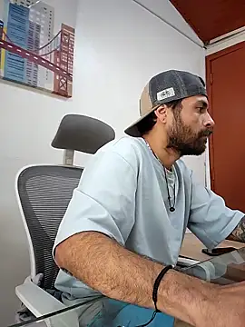 Nateskp 1 online show from October 13, 2025, 8:43 pm