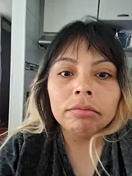 EllieMoonX online show from March 19, 2026, 4:29 pm