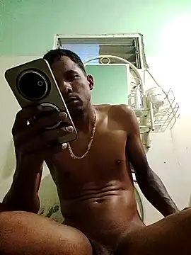 blackhot30 online show from November 13, 2025, 6:01 pm