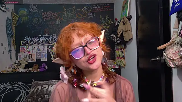 Snapshot of fay_abby chatting on October 16, 2025, 1:36 am fay abby online show from October 16, 2025, 1:36 am