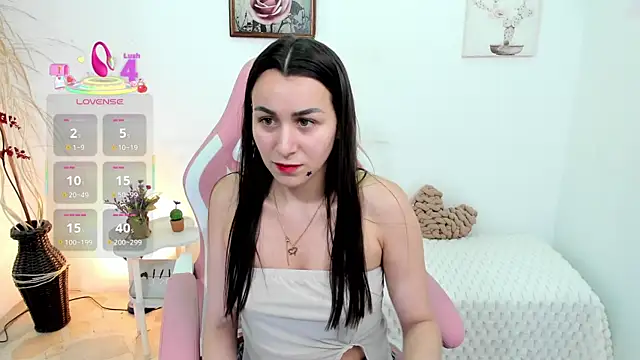 EmmaMyers1 online show from July 3, 2026, 11:44 pm
