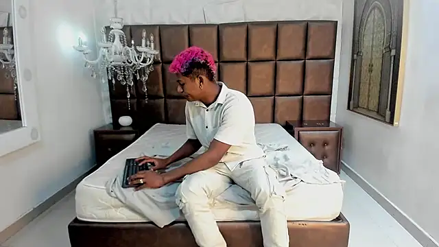 MorenitoDigno online show from January 8, 2026, 6:47 pm