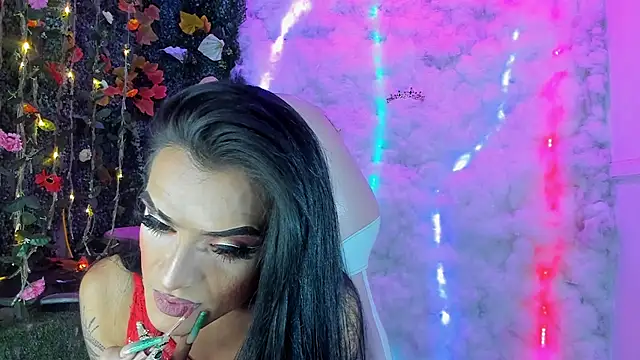 ZAMMIRA online show from December 18, 2025, 5:34 am