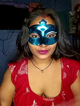Sweet-Maddlina online show from May 30, 2026, 1:01 am