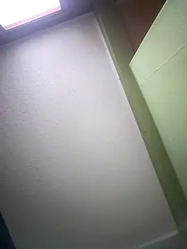 Snapshot of Toph12345 chatting on November 9, 2025, 9:02 am Toph12345 online show from November 9, 2025, 9:02 am