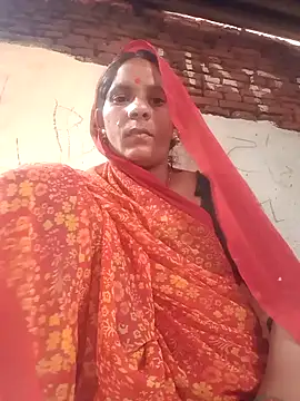 Snapshot of Tr_kirti chatting on October 12, 2025, 4:25 am Tr kirti online show from October 12, 2025, 4:25 am