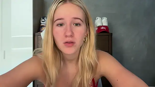 itssosierra online show from April 1, 2026, 1:30 am