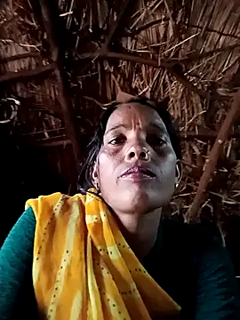 Cutsedi3 online show from October 18, 2025, 11:34 am