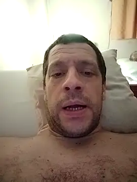 Snapshot of Doylechita12 chatting on October 17, 2025, 12:25 am Doylechita12 online show from October 17, 2025, 12:25 am