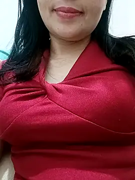 Snapshot of ChunChuny chatting on October 9, 2025, 4:18 pm ChunChuny online show from October 9, 2025, 4:18 pm