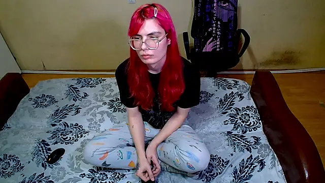 Snapshot of Lizochka1337 chatting on November 12, 2025, 8:12 pm Lizochka1337 online show from November 12, 2025, 8:12 pm