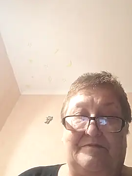 Katherine735 online show from February 18, 2026, 11:45 pm