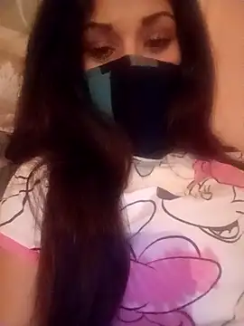 lorina202 online show from November 12, 2025, 10:35 pm