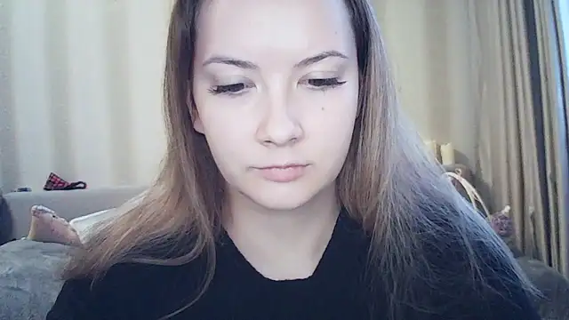 MoodieMira online show from February 10, 2026, 2:05 pm