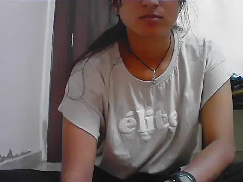 Snapshot of Sara_Singh chatting on November 6, 2025, 8:07 am Sara Singh online show from November 6, 2025, 8:07 am