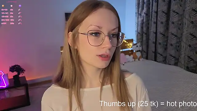 Snapshot of Edlin_gail chatting on October 14, 2025, 2:50 pm Edlin gail online show from October 14, 2025, 2:50 pm