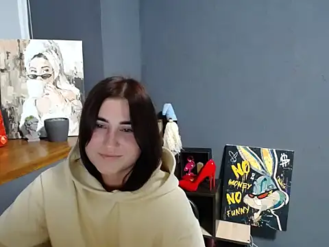 Snapshot of Flower_mary chatting on October 16, 2025, 7:05 am Flower mary online show from October 16, 2025, 7:05 am