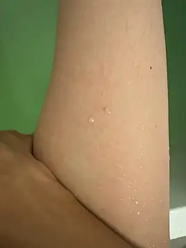 haruki 18old online show from October 28, 2025, 2:05 pm