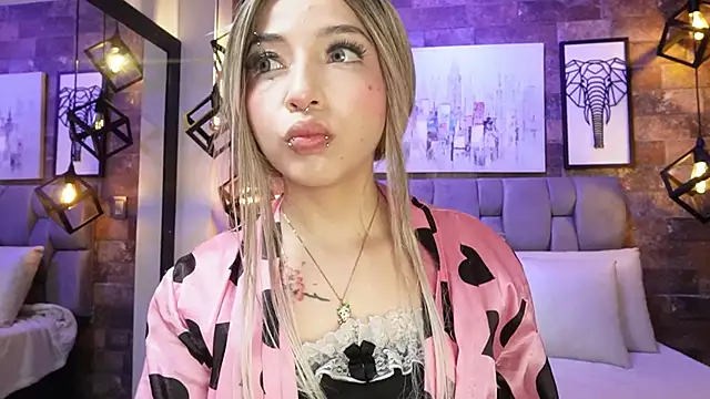 Snapshot of Sophia_Bellucci chatting on January 9, 2026, 12:45 pm Sophia Bellucci online show from January 9, 2026, 12:45 pm