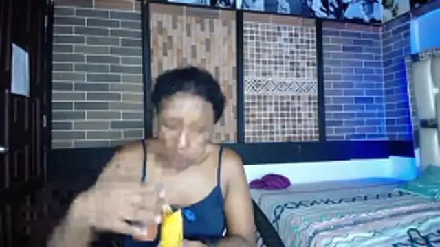 millysweetass online show from November 20, 2025, 1:34 pm