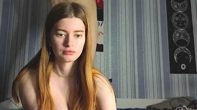 EmiliaCouple online show from April 19, 2026, 4:30 pm