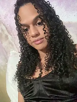 Scarlett Vyxen25 online show from November 18, 2025, 6:11 pm