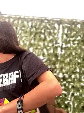 Ninfa pink online show from January 14, 2026, 7:06 pm