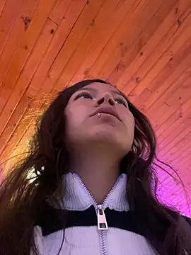 Ninfa pink online show from October 23, 2025, 3:32 pm