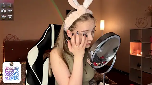 EvaPeace online show from March 13, 2026, 2:22 pm