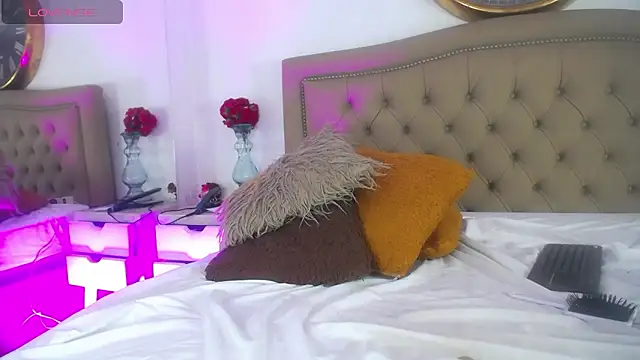 Snapshot of Adara_Ferrara chatting on February 28, 2026, 7:24 pm Adara Ferrara online show from February 28, 2026, 7:24 pm