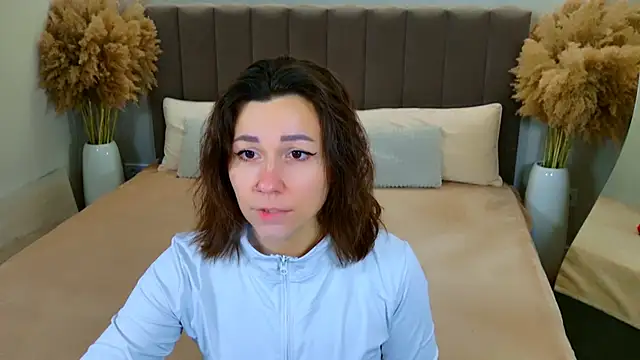 EdenSolis online show from March 9, 2026, 7:12 am