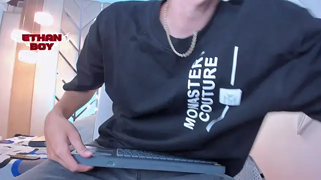 Ethan Boy  online show from February 16, 2026, 8:29 pm