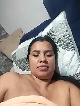 Snapshot of Candy-Samanthy chatting on November 9, 2025, 4:16 am Candy-Samanthy online show from November 9, 2025, 4:16 am