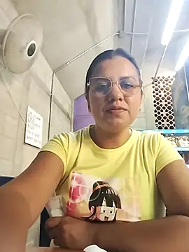 Snapshot of Candy-Samanthy chatting on October 25, 2025, 2:50 pm Candy-Samanthy online show from October 25, 2025, 2:50 pm