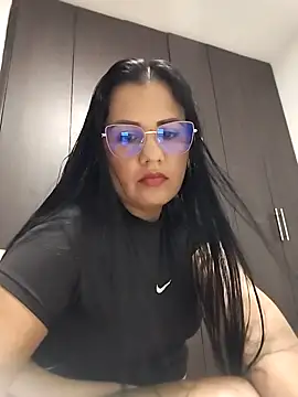 Snapshot of Candy-Samanthy chatting on October 22, 2025, 9:46 pm Candy-Samanthy online show from October 22, 2025, 9:46 pm