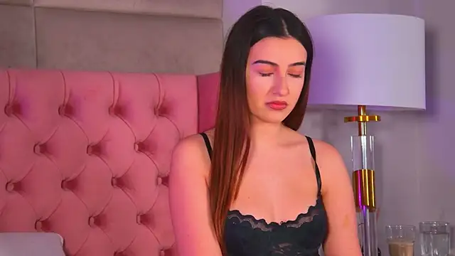 TaliaMorenne online show from January 15, 2026, 7:12 am